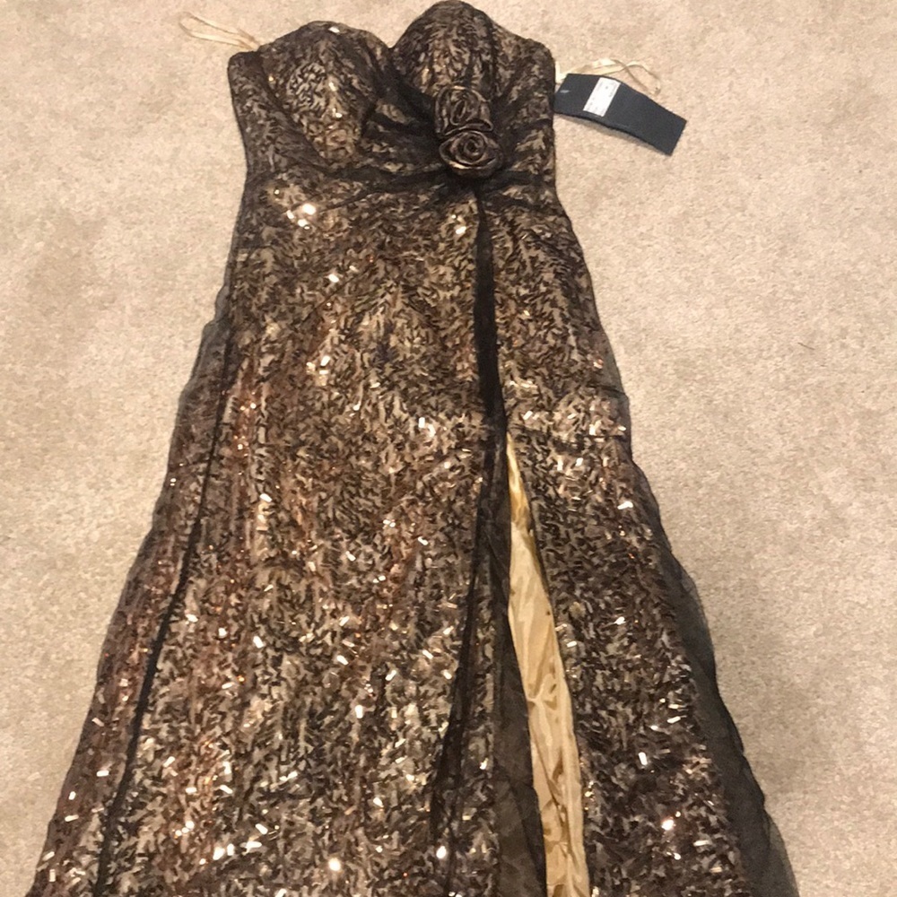 Spring wedding dress ! Sequence black and gold dress - Picture 3 of 4